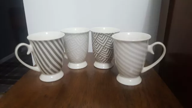 Aynsley Footed Geometric Mugs in Grey and White - 4 NEW without tags