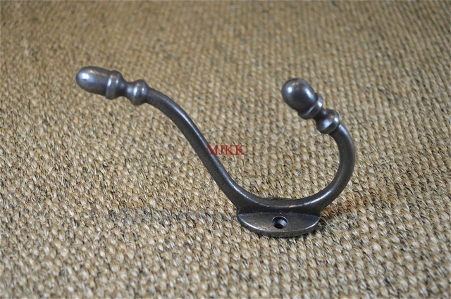 A classic antique style Victorian acorn top coathook double coat hook hanger R2