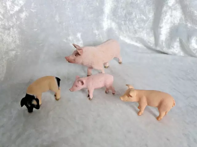 SCHLEICH FARM WORLD 2014 LOT of 4 PIG SOW & 3 PIGLETS EXCELLENT COND SEE PICS
