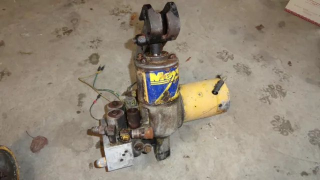 Meyer E-60  Snow Plow Pump  untested