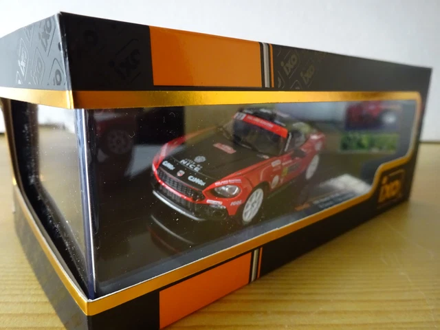 Modèle Réduit Spark 1/43 - Citroën C-Elysee WTCC Moscou 2014 N°33 - Collection