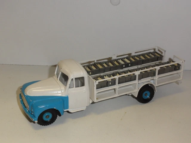 Citroen "55" Laitier DINKY TOYS  modèle d'ORIGINE made in France