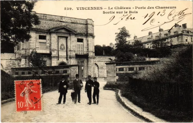 CPA AK Vincennes Le Chateau-Porte des Chasseurs FRANCE (1283281)