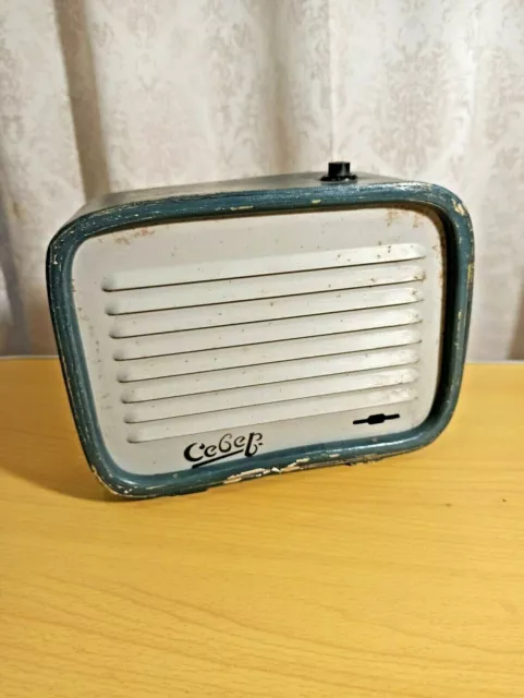 Radio antigua soviética. Cortar. URSS 1957