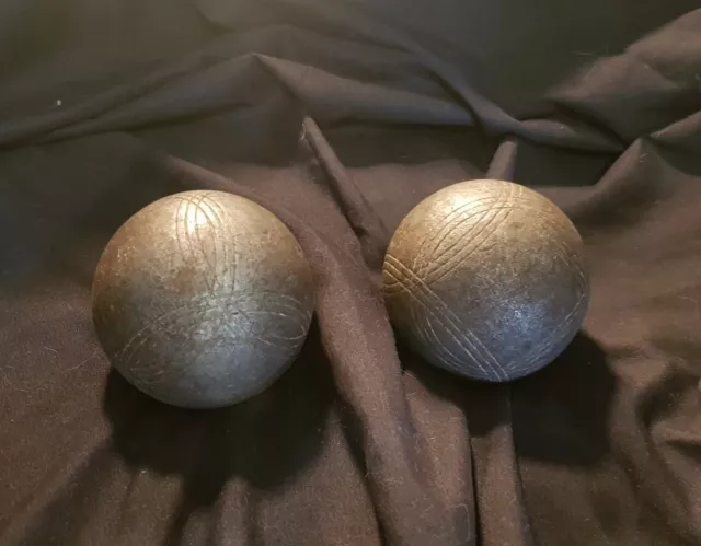 Doublette 2 anciennes boules de pétanque striées, 2 étoiles MF 22, 900g 900g