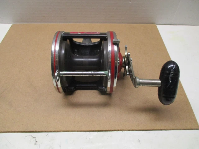 VINTAGE PENN SENATOR #114-HL 6/0 Big Game Boat Reel Red