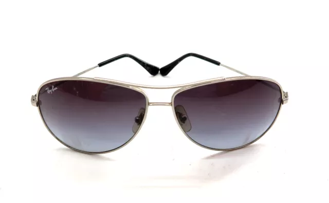 Vintage RAY-BAN Aviator Sunglasses 63 13 in Silver with Dark to Light Fade Lens