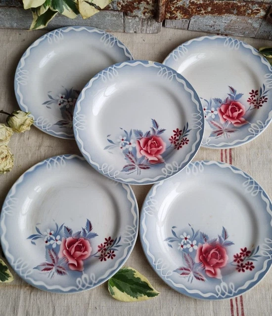7 Anciennes Assiettes à Poisson Saint Amand - Vintage French Finds