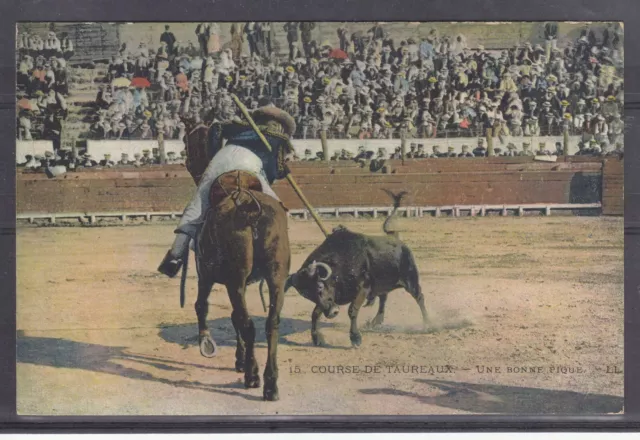 CPA Thème Tauromachie Corrida Course de Taureaux Une bonne Pique réf 1273