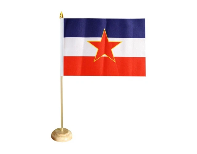 DRAPEAU ETENDARD ROYAL DE MALTE 1964-1974 45x30cm - PAVILLON ROYAL MALTAIS 30 X EUR 6,95