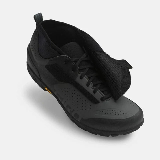 Giro Terraduro Mid Off-Road Lace-up Cycling Shoes - Black/Grey