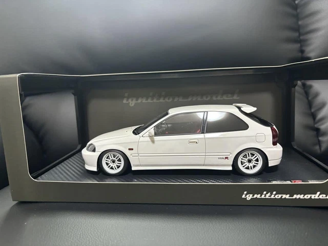 One Model 1:18 Honda Civic Type-R (EK9) Late Model Version in Silver – Model Cars Houston One Model 1:18 Honda Civic Type-R (EK9) Late Model Version in Silver – Model Cars Houston