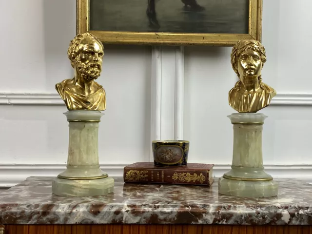 PAIRE DE BUSTES DE PHILOSOPHES  EN BRONZE DORÉ SUR SOCLE EN ONYX DU XIXe 2