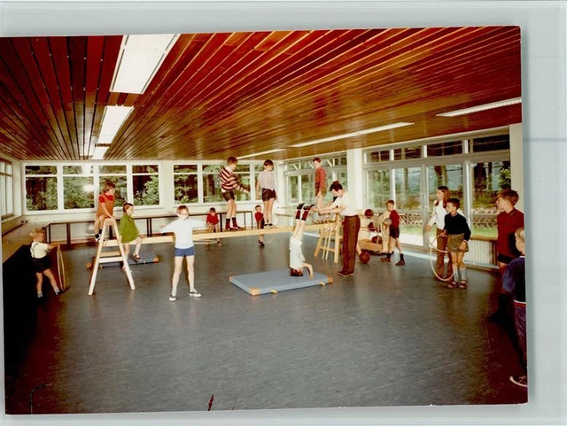 40097295 - 5942 Rahrbach Josef Gockel-Heim Innenaufnahme Sportraum Schwebebalken