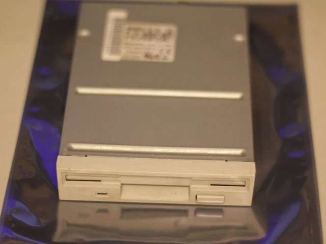 thumbnail image 2 of IBM ThinkPad T20 T21 T23 FDD Floppy Drive – 08K9607 08K9760 – 3.5 Inch (Used) 2 of 6