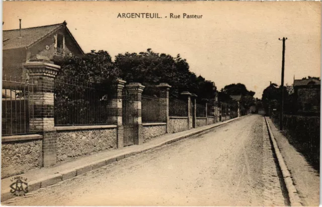 CPA ARGENTEUIL - Rue Pasteur (107712)