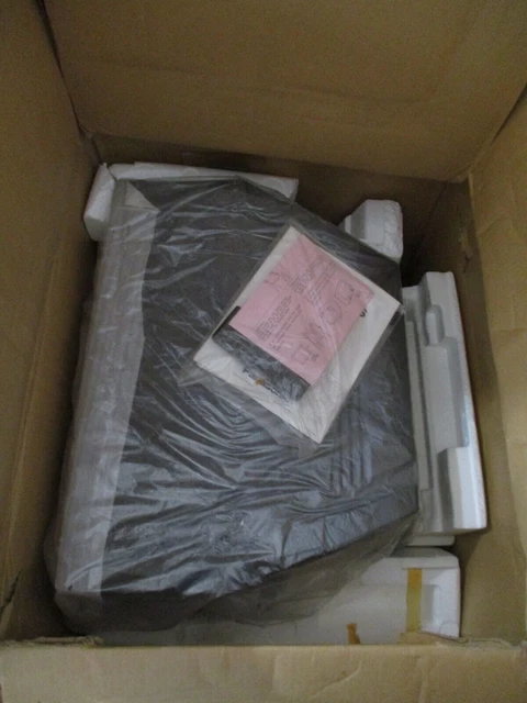 *NOS/Open Box* 27" Panasonic FT-2700 Studio/Pro CRT Monitor Analog RGB SVideo