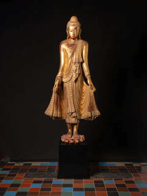Very large and special Burmese Mandalay Buddha statue from Burma, 19th century