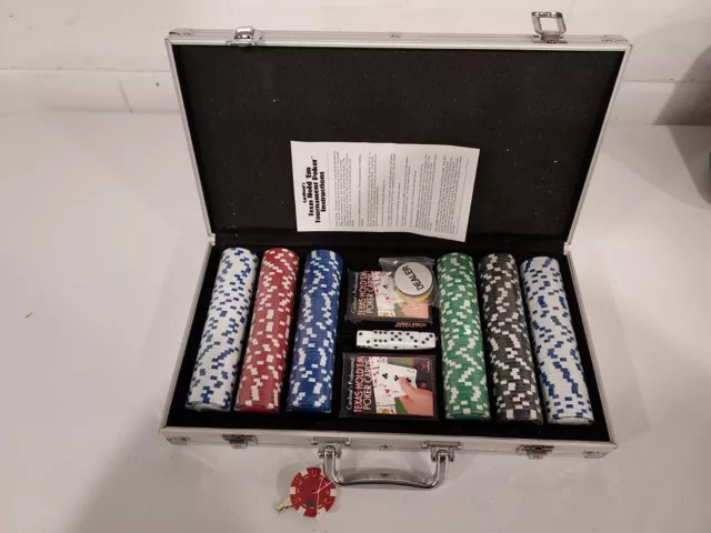 Poker Chip Set 300Pcs New In Case