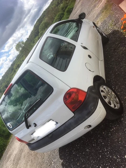 Vends Renault Twingo de 1999 GPL et Essence - Crit'air 1 Vends Renault Twingo de 1999 GPL et Essence - Crit'air 1