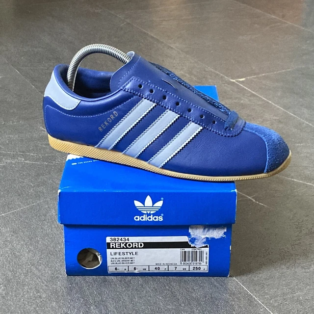 adidas gazelle silver green womens Rekord Sneakers Shadow Red / Cloud White  Slam Jam