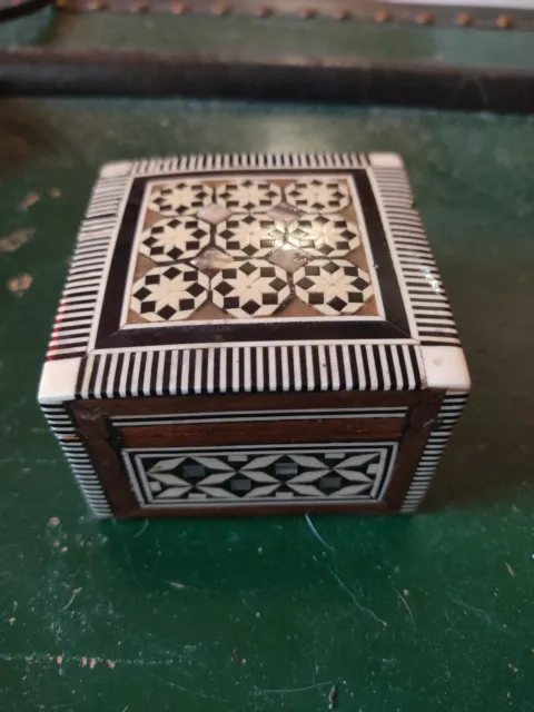 Box Jewelry Inlaid IN Nacre Bone & Wood