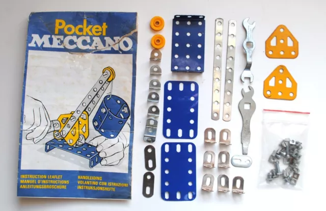 Kleiner Pocket Metallbausatz von Meccano , Teilekonvolut