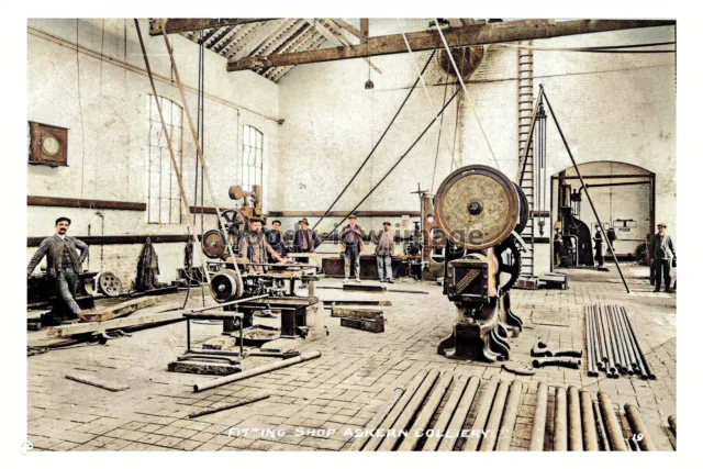 ptc6174 - Yorks - Men inside the Fitting Shop of Askern Colliery - print 6x4