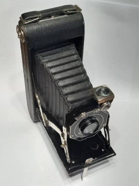 Appareil Photo Ancien Kodak Brownie à Soufflet – Avec Notice D'utilisation