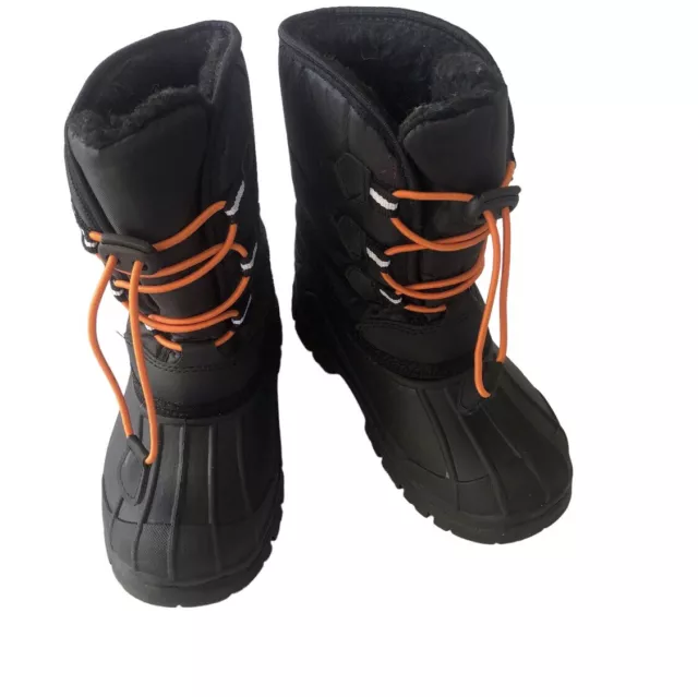 XTM kids snow boots Size 10 EUC