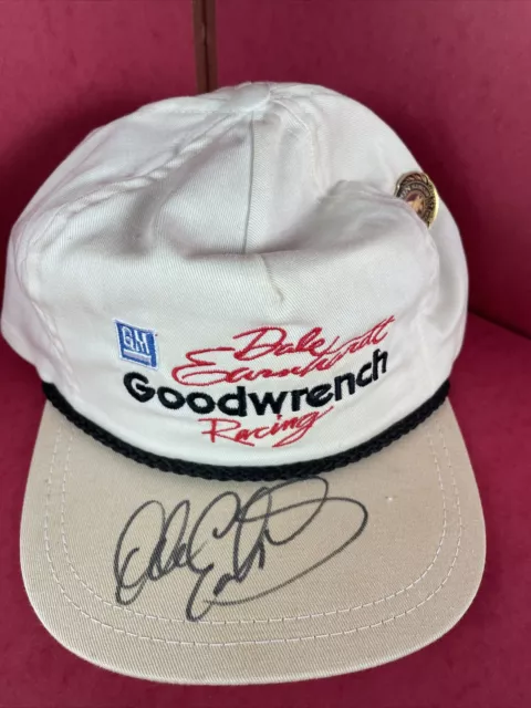 Dale Earnhardt Sr Signed Autographed Vintage Goodwrench Racing Team SnapBack Hat