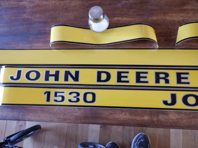 John Deere 1530 Decal Set. Hood, Dash & Numbers. See Details And Pics