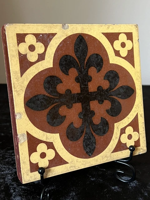 A Lovely Antique Victorian William Godwin Lugwardine Hereford Floor Tile 15.1cm