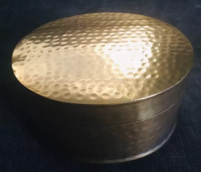 Antique/Vintage Arts & Crafts Hammered Oval Brass Trinket /Jewelry Box.