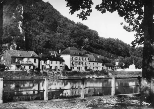 PAYS DE CLERVAL A Clerval Restaurant l'Auberge Café Lomont Monument aux Morts