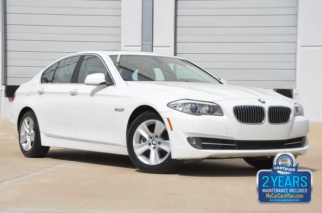 2011 5-Series 528i 11K ORIG MILES NAV BK/CAM HTD STS PREM PKG