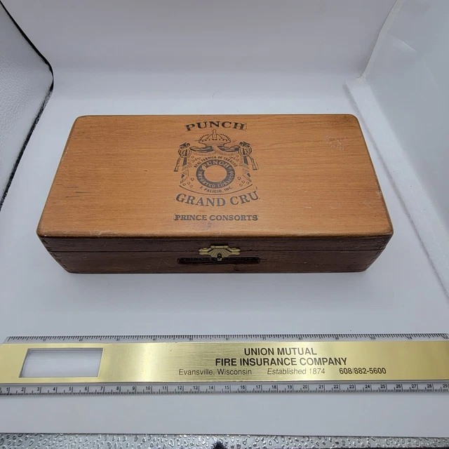Vintage Empty PUNCH GRAND CRU Punch Prince Consorts Wooden Cigar Box