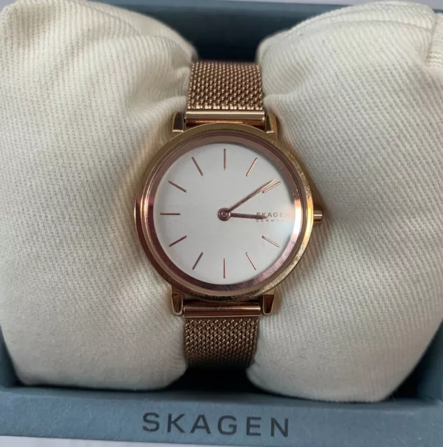 Skagen Hald SKW2826 Women's 26mm White Dial Gold Tone Stainless Steel Mesh Watch