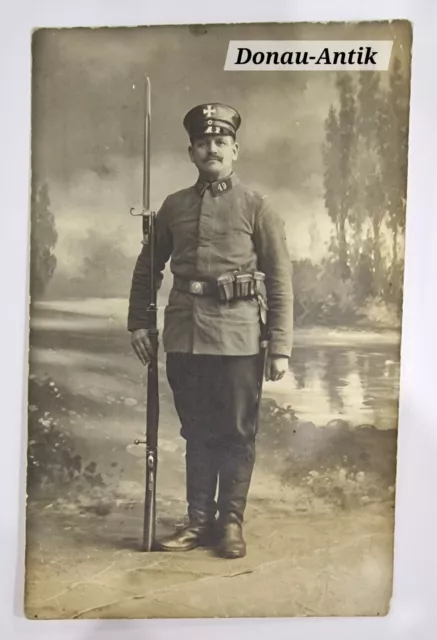 Photo portrait studio WW1 soldier field grey country wehr regt. 49, rifle bayonet