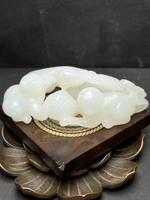 Chinese Exquisite Handmade monkey Carving Hetian Jade Statue Pendant