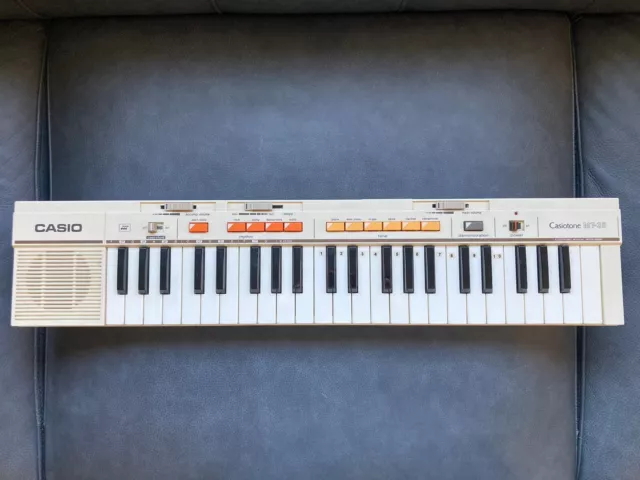 Vintage 1980s Casio Casiotone MT-35 Electronic Piano Keyboard Musical Instrument