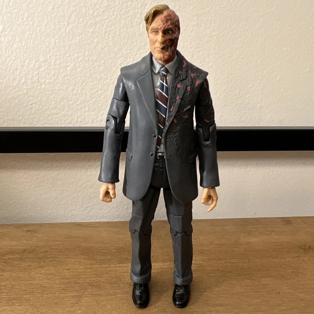 DC Movie Masters Batman The Dark Knight Two-Face Action Figure Mattel