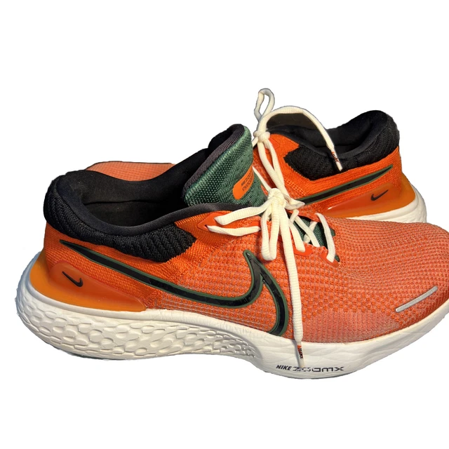 flyknit running shoes