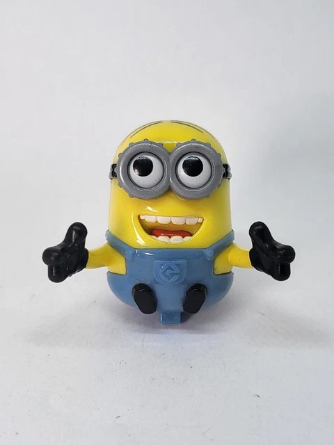 FIGURINE DESPICABLE ME Les Minions Assis pvc Env. 4 cm HC057 EUR 3,90 ...