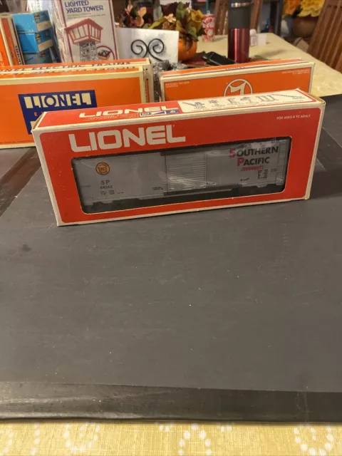 Lionel Electric Trains 7-9758 Replica Alaska RR Box Car Southern Pacific