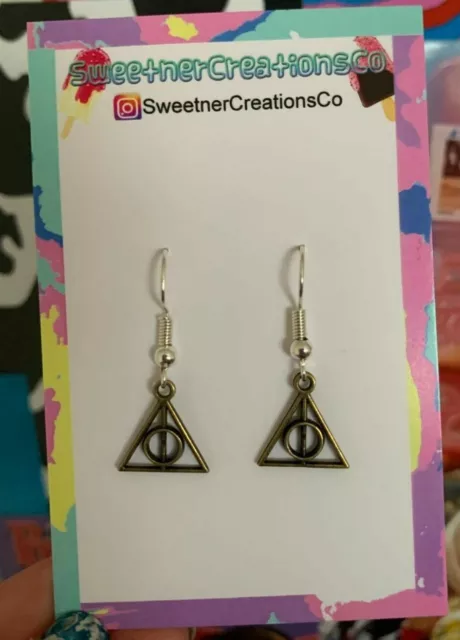 New Harry Potter Themed "The Deathly Hallows" Bronze Coloured Earrings 
