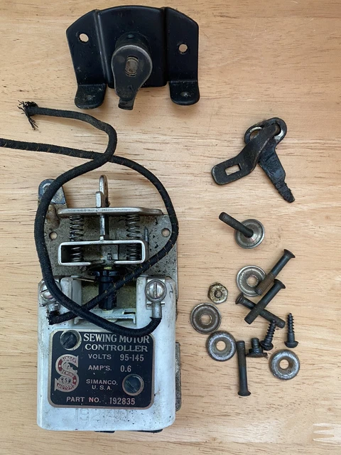 SINGER SEWING MACHINE KNEE LEVER MOTOR CONTROLLER FROM A DOME CASE simanco