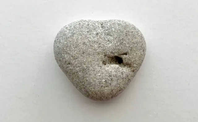 Natural ❤️ Heart Shaped Beach Holey Rock Love Fairy Stone Anniversary Hag USA