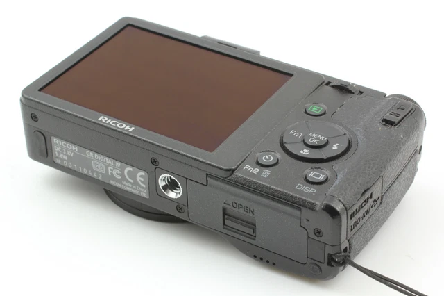 SH:895 [Near MINT] Ricoh GR Digital IV 10.4MP Digital Camera From JAPAN 3