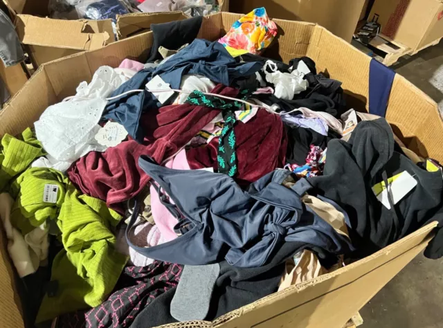 Amazon Returns Clothing Pallet